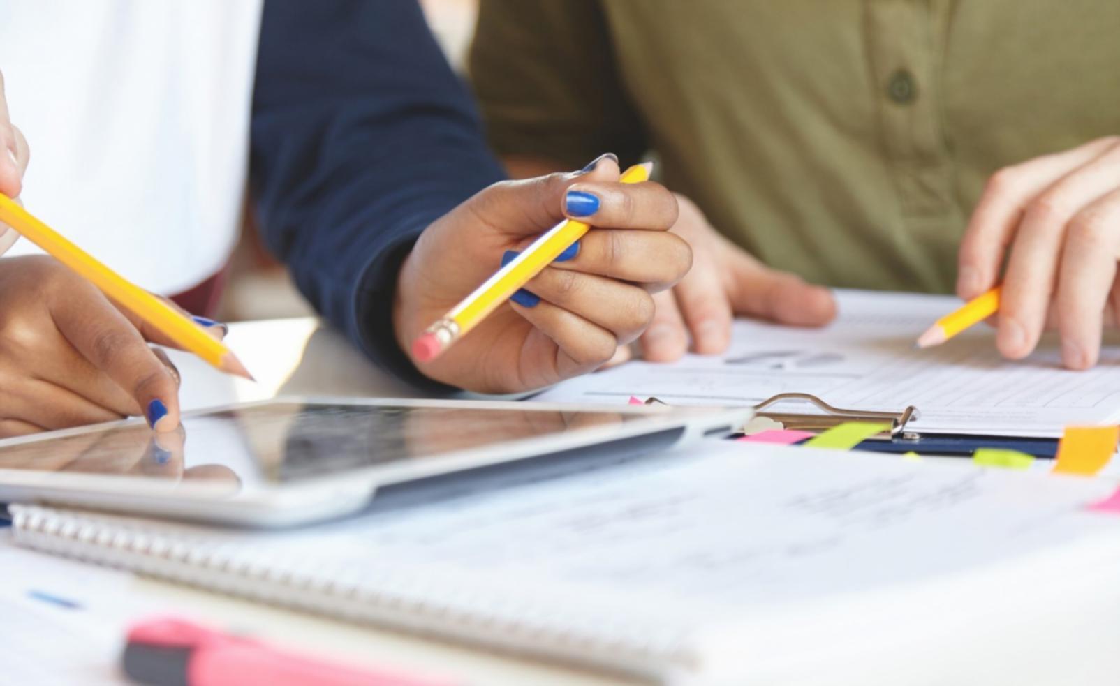 Professional networking and collaboration in financial education